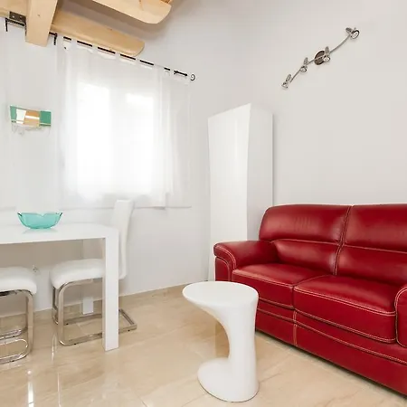 Apartment Vica